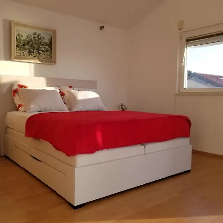 Malo Misto Apartmán Primošten