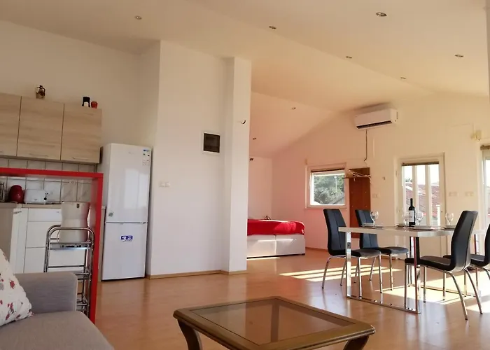 Apartman Malo Misto *
